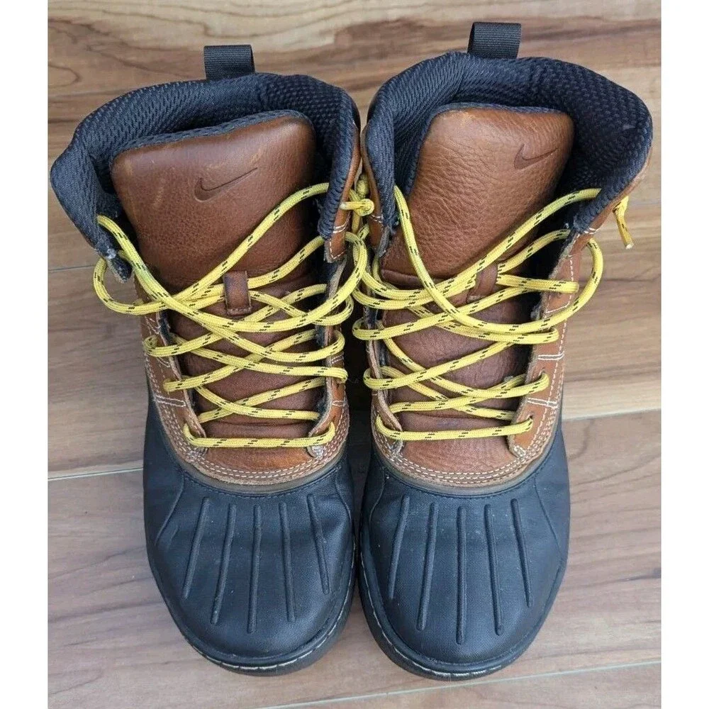 Nike ACG Woodside Hiking Leather Duck Boots 386469-200 Men Size 7.5